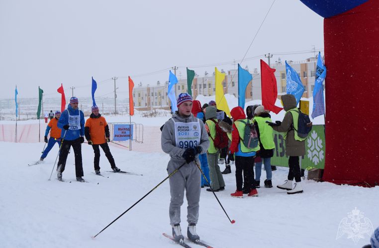 В Нижегородской области военнослужащие и сотрудники подразделений Росгвардии приняли участие в лыжном забеге «Лыжня России-2021»