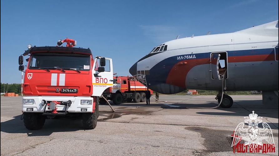 Авиация Росгвардии сбросила более 300 тонн воды при тушении лесных пожаров в Рязанской области