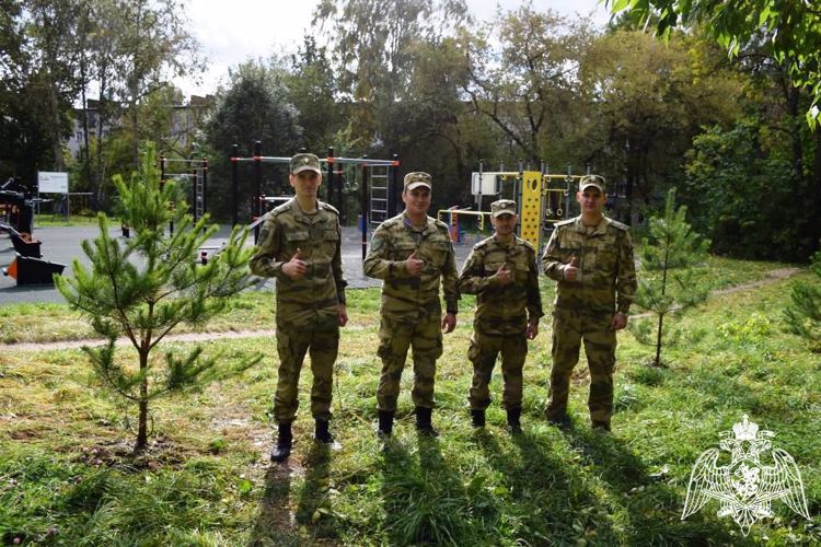 В Нижнем Новгороде военнослужащие Росгвардии приняли участие в экологической акции