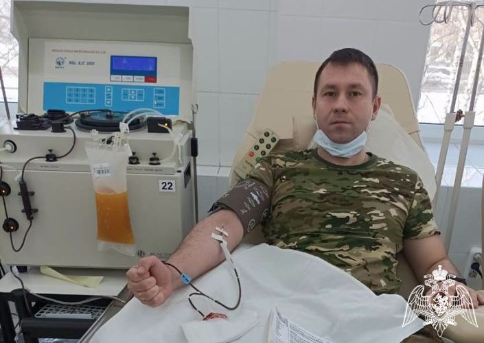 И вне службы спасают жизни: росгвардейцы в Нижнем Новгороде вновь стали донорами крови