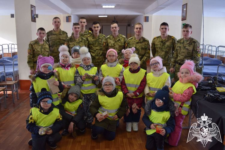 В преддверии Дня защитника Отечества в саровской дивизии Росгвардии прошел День открытых дверей