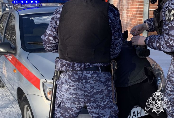 В Нижегородской области росгвардейцы по горячим следам задержали подозреваемого в убийстве своего товарища