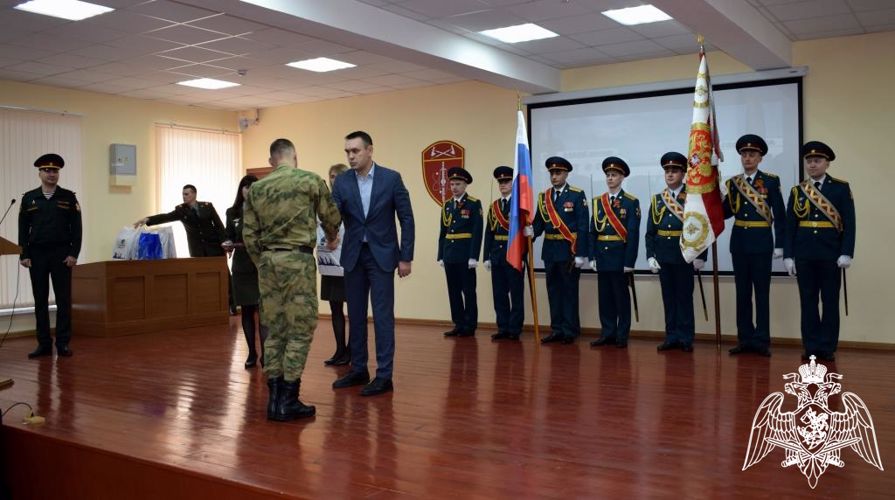 В Нижегородской области отличившимся в ходе специальной военной операции росгвардейцам вручены государственные награды