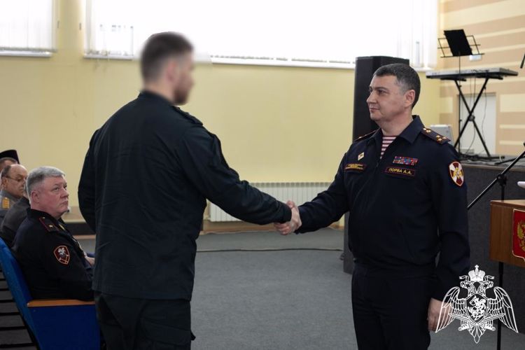 Заместитель командующего Приволжским округом Росгвардии поздравил Нижегородский СОБР «Мираж» с 30-летием