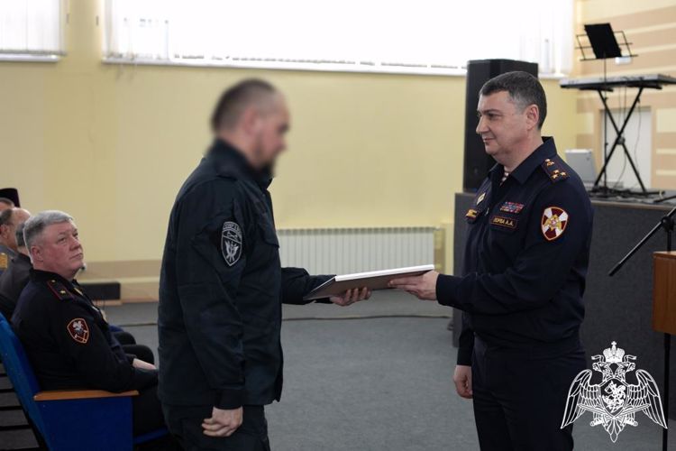 Заместитель командующего Приволжским округом Росгвардии поздравил Нижегородский СОБР «Мираж» с 30-летием