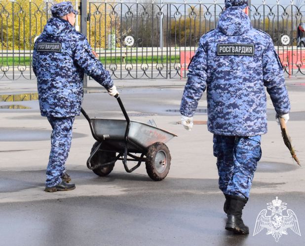 В Нижнем Новгороде росгвардейцы отметили Международный день Земли экологической акцией