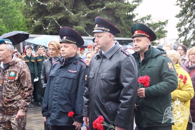 Росгвардейцы Приволжья почтили память защитников Отечества в годы Великой Отечественной войны
