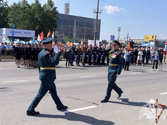 Росгвардейцы приняли участие в праздничном параде Дня химика и Дня города Дзержинск