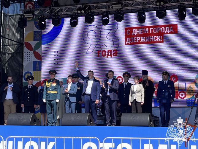 Росгвардейцы приняли участие в праздничном параде Дня химика и Дня города Дзержинск