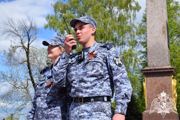 В Нижегородской области росгвардейцы приняли участие в охране общественного порядка в период проведения празднования Дня Победы