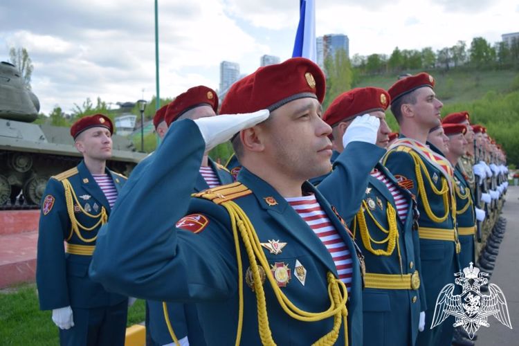 В Нижнем Новгороде состоялся посвященный Дню Победы торжественный митинг