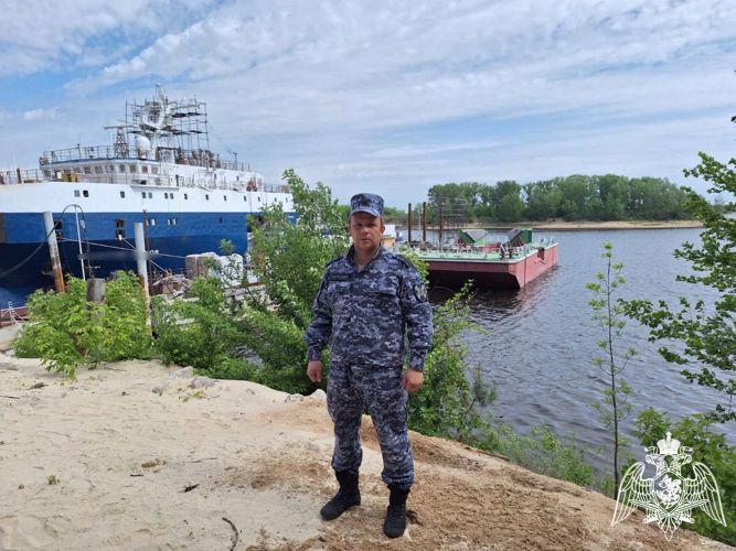 В Нижнем Новгороде сотрудник Росгвардии задержал незаконно пришвартовавшееся в акватории предприятия плавсредство 