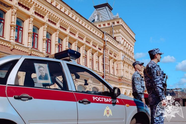 В Нижнем Новгороде росгвардейцы поддержали всероссийскую патриотическую акцию «Бессмертный автополк»