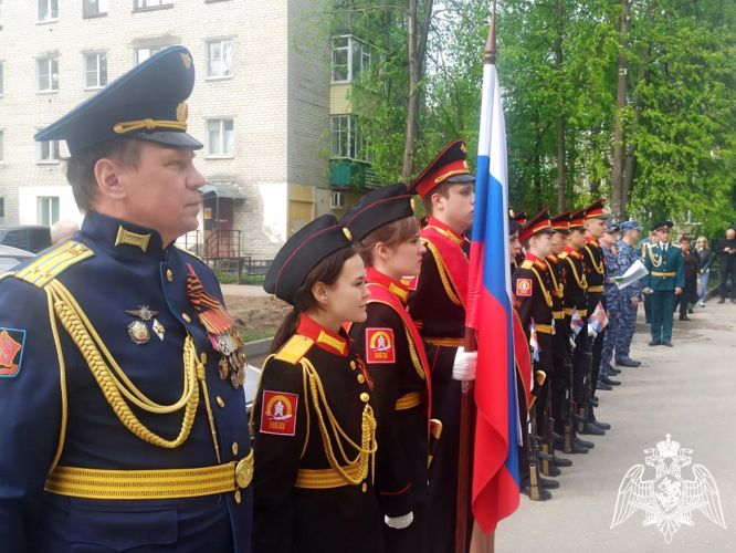 Росгвардия провела «Парад у дома ветерана» в Нижегородской области