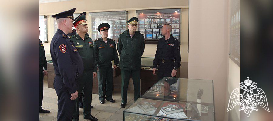 Статс-секретарь – заместитель директора Росгвардии генерал-полковник Олег Плохой совершил рабочую поездку в Нижний Новгород