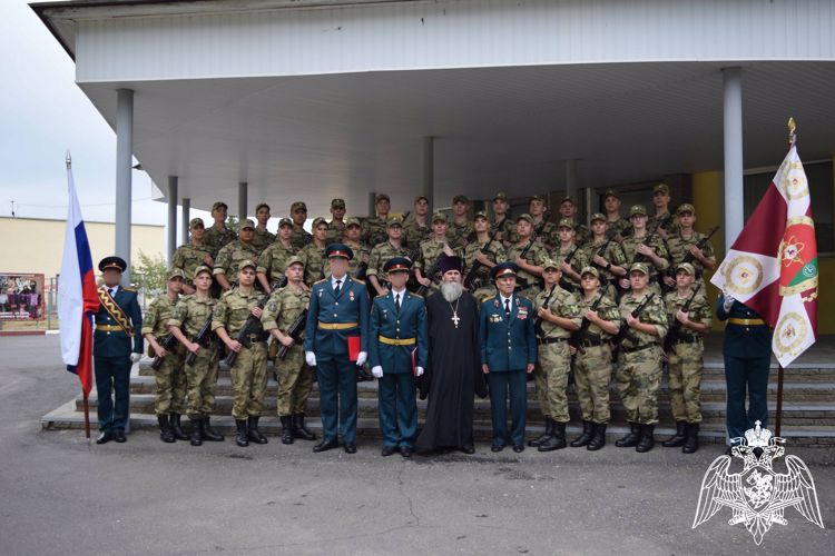 В саровском соединении Росгвардии военнослужащие торжественно присягнули на верность Отечеству