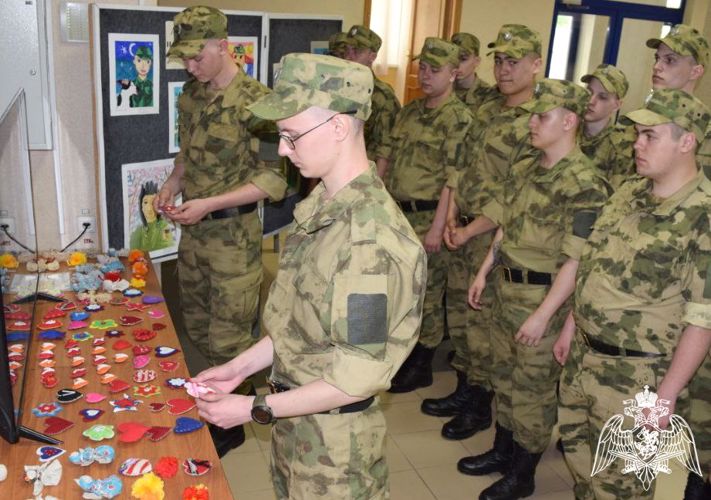 Саровское соединение Росгвардии стало соорганизатором экспозиции «Армия – наша защита»