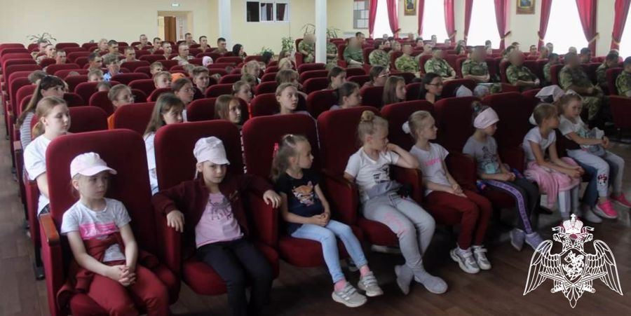 Комплекс патриотических мероприятий под эгидой всероссийской акции «Свеча памяти» завершился в дзержинском полку Росгвардии