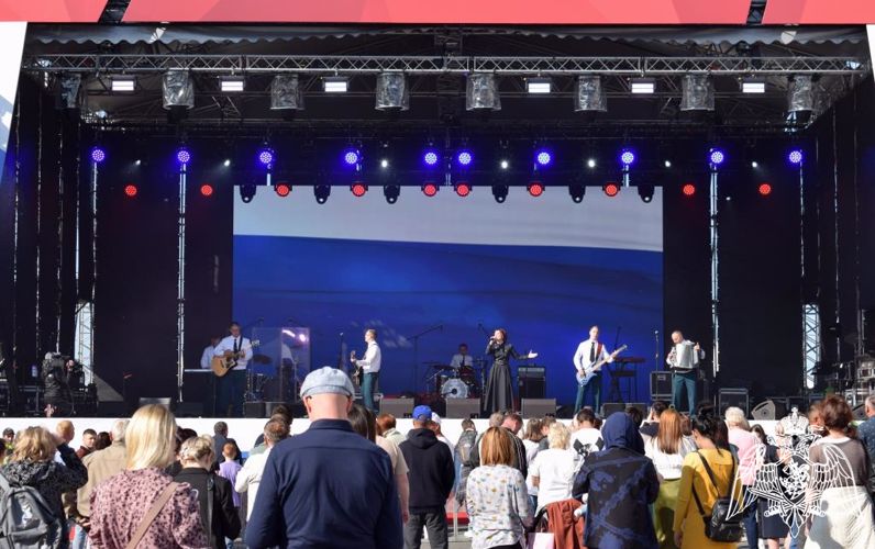 В Нижнем Новгороде военнослужащие и сотрудники Росгвардии приняли участие в организации и проведении Дня России