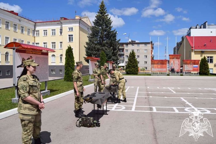 Комплекс праздничных приуроченных ко Дню России мероприятий завершился в батальоне охраны и обеспечения Приволжского округа Росгвардии (фото)