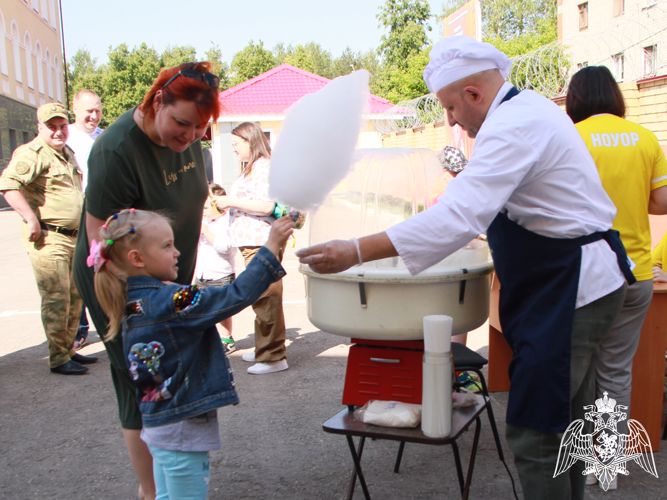 В Нижнем Новгороде детям росгвардейцев подарили праздник