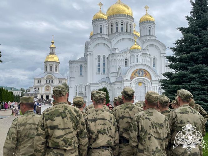 Для военнослужащих по призыву саровского соединения Росгвардии организовали познавательные экскурсии 