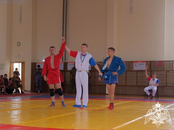 Чемпионат Приволжского округа Росгвардии по самбо прошел в Нижнем Новгороде