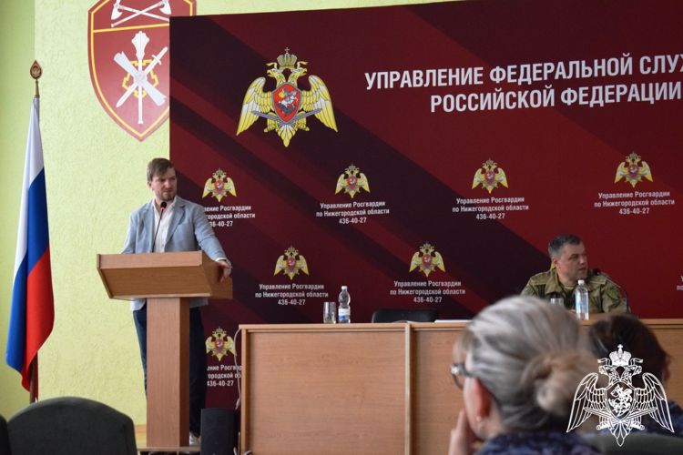 Росгвардейцы прослушали просветительские лекции общества «Знание» в Нижнем Новгороде