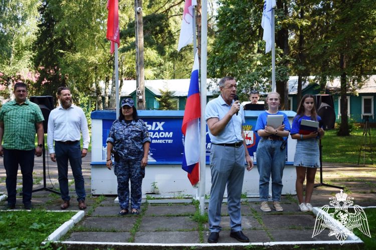 В Нижнем Новгороде сотрудники Росгвардии стали почетными гостями на детской военно-спортивной игре "Зарница"