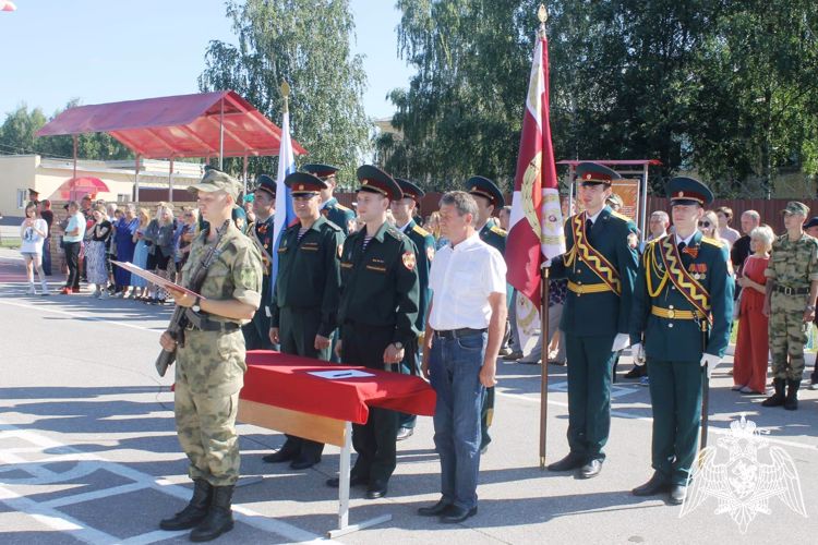 Новобранцы Дзержинского полка Приволжского округа Росгвардии приняли присягу