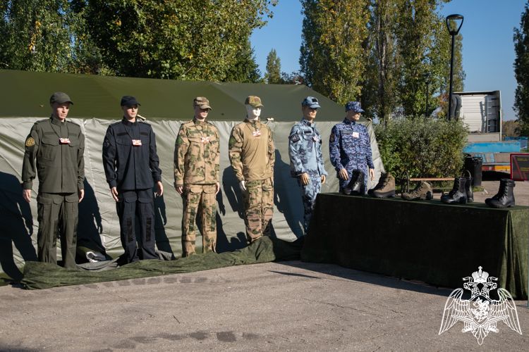 Выставка новейших образцов техники и вооружения Росгвардии состоялась в нижегородском Парке Победы