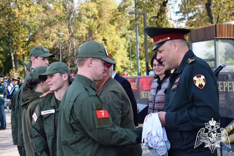 Команда "Гвардейской смены" кадетов Росгвардии стала победителем игры «Зарница: Легенды будущего» 