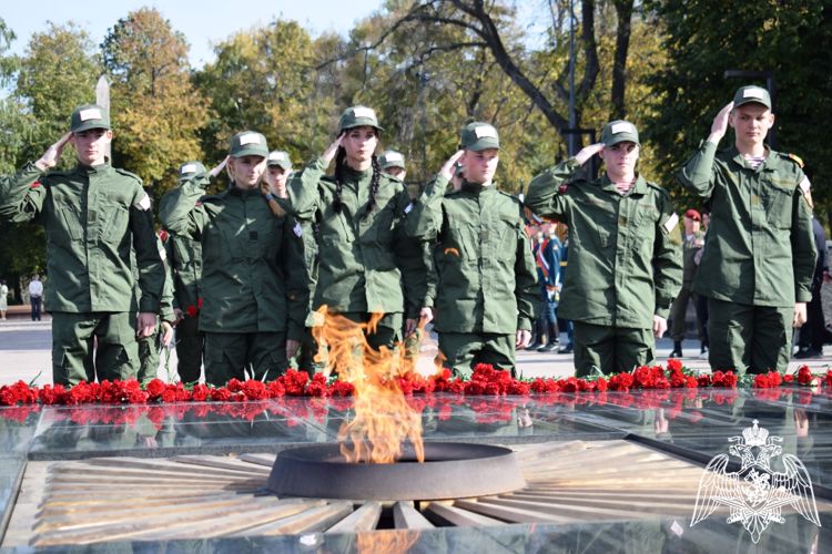 Команда "Гвардейской смены" кадетов Росгвардии стала победителем игры «Зарница: Легенды будущего» 