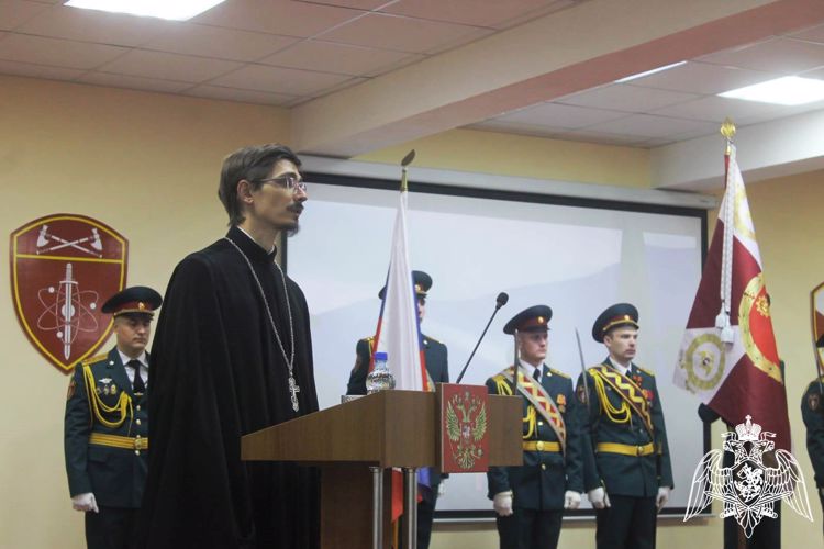 Увольняемых из рядов Росгвардии в запас военнослужащих по призыву поблагодарили за службу в Дзержинске