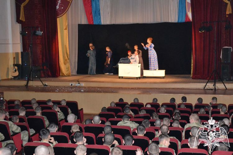 Творческое православное объединение «Мир» подарило спектакль «Метель»  военнослужащим по призыву саровского соединения Росгвардии