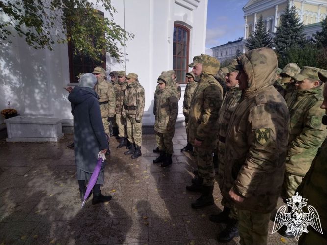 Военнослужащие учебного батальона саровского соединения Росгвардии совершили паломничество в Дивеево