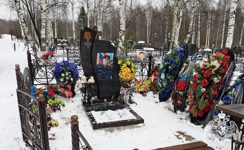 В Нижегородской области сотрудники ОМОН навестили маму погибшего сослуживца