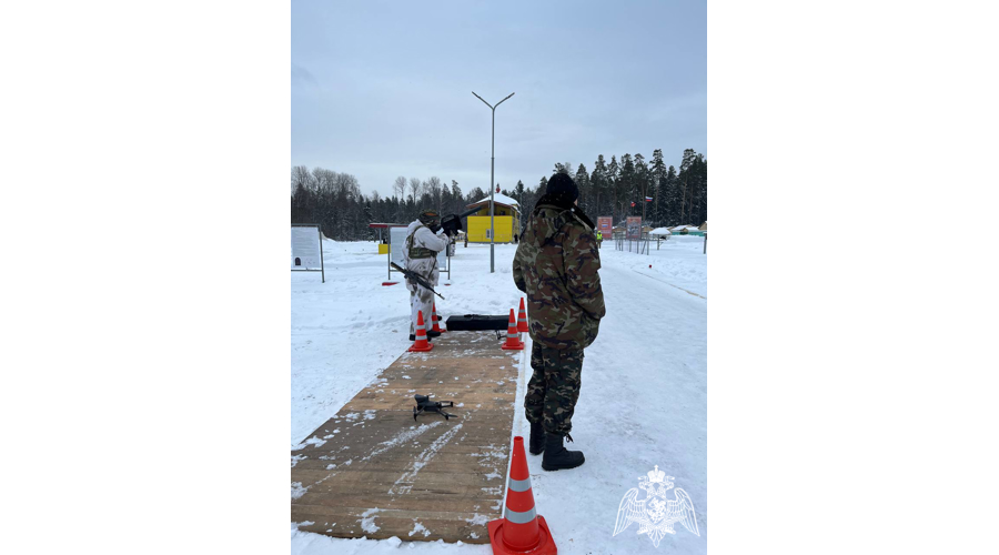 Командующий Приволжским округом посетил саровское соединение войск национальной гвардии