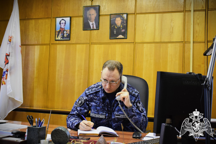 Начальник Управления вневедомственной охраны по Нижегородской области провел прямую телефонную линию
