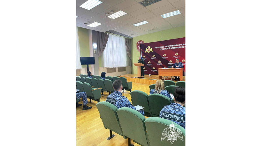 В Управлении Росгвардии по Нижегородской области прошла встреча заместителя военного прокурора Нижегородского гарнизона подполковника юстиции Алексея Маняхина с личным составом территориального органа