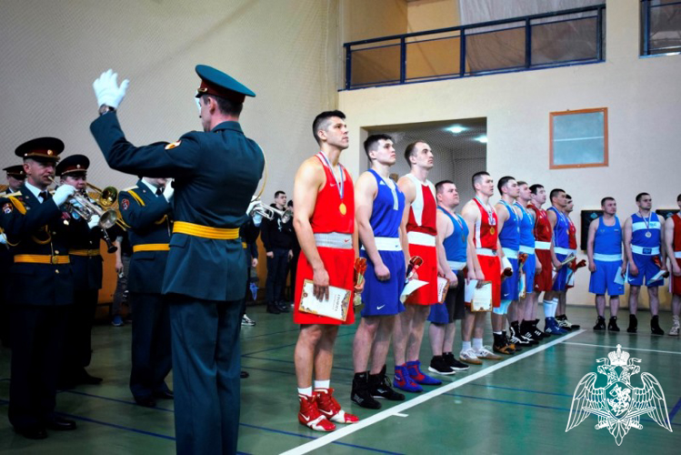 Лучшие боксеры Приволжского округа Росгвардии определились в Нижнем Новгороде (видео)