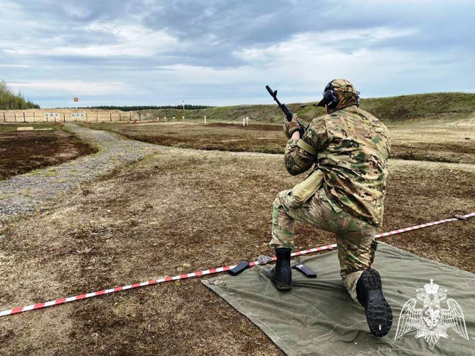Определены победители чемпионата Приволжского округа Росгвардии по стрельбе из боевого стрелкового оружия (фото, видео)