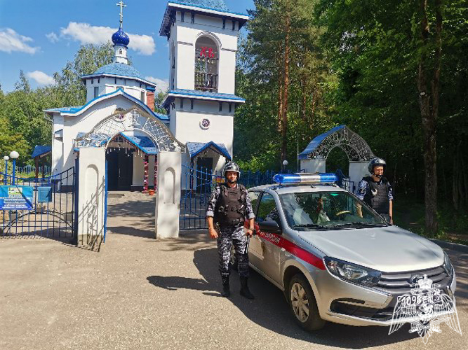 Росгвардейцы в Нижегородской области предотвратили пожар в православном храме