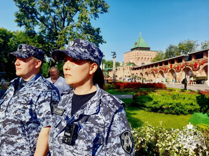 В Нижегородской области бойцы Росгвардии обеспечили охрану общественного порядка во время праздничных мероприятий