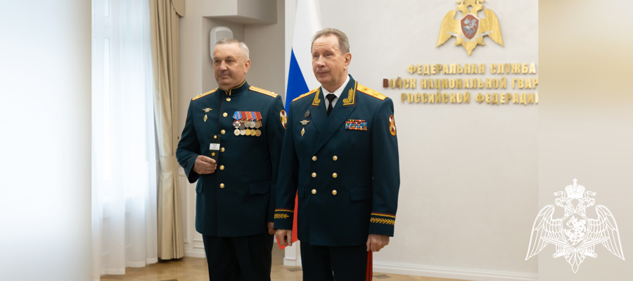 Генерал армии Виктор Золотов поздравил военнослужащих и сотрудников Росгвардии с присвоением званий высших офицеров и специальных званий высшего начальствующего состава  