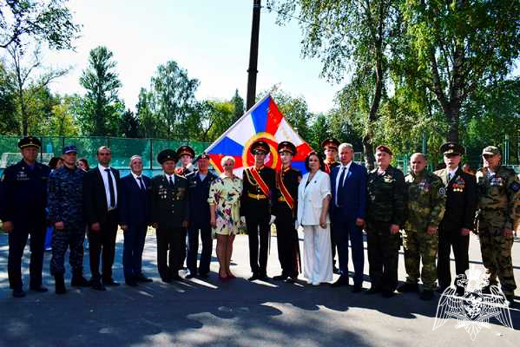 В Нижнем Новгороде военнослужащие и сотрудники Росгвардии приняли участие в мероприятиях, посвященных Дню солидарности в борьбе с терроризмом
