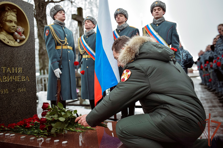 Росгвардейцы почтили память ленинградской школьницы Тани Савичевой в Нижегородской области