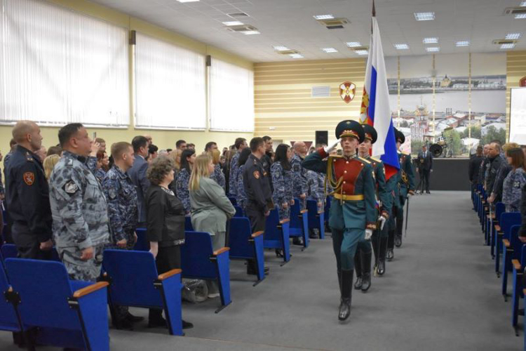 В Нижегородской области сотрудников Росгвардии поздравили с профессиональным праздником