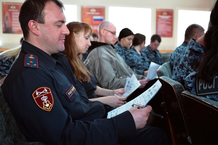 Нижегородские росгвардейцы приняли участие в международной исторической акции «Диктант Победы»