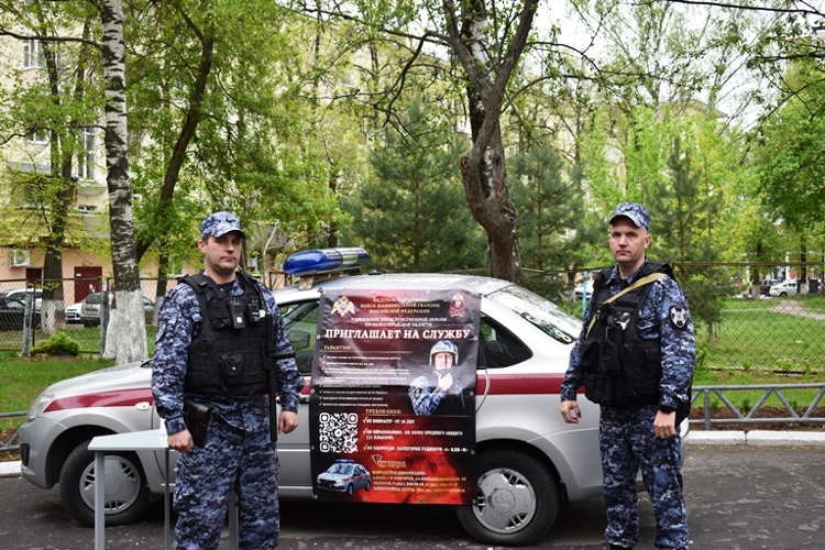 В Нижнем Новгороде при поддержке Росгвардии прошел первый межрегиональный фестиваль кадетских классов и клубов «Гвардейская смена» (фото,видео)